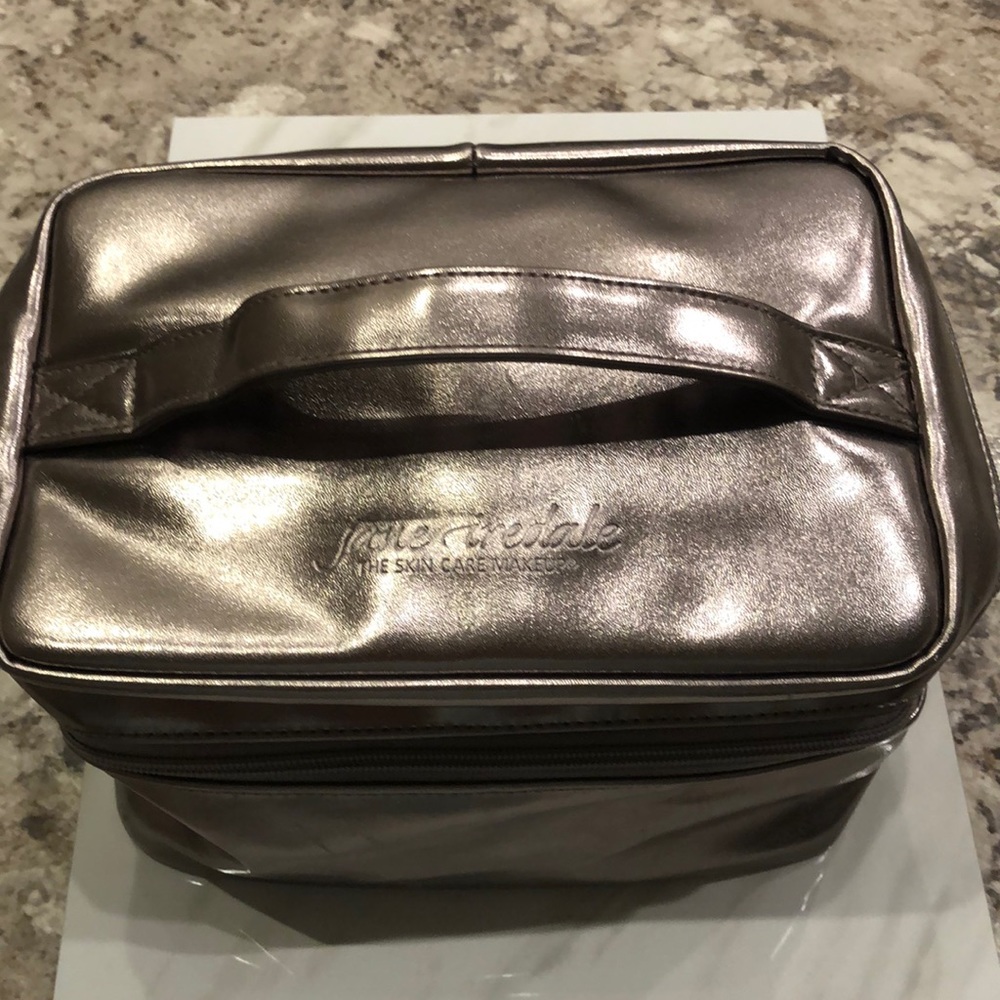 Jane Iredale Professional Makeup Artist Kit Case